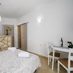 In Near Beaches & Heated Pool *
