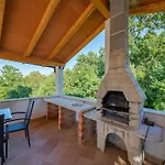 Apartmán In Near Beaches & Heated Pool *