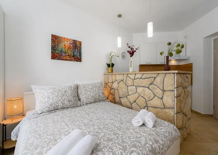 In Near Beaches & Heated Pool