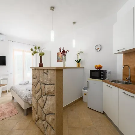 In Near Beaches & Heated Pool